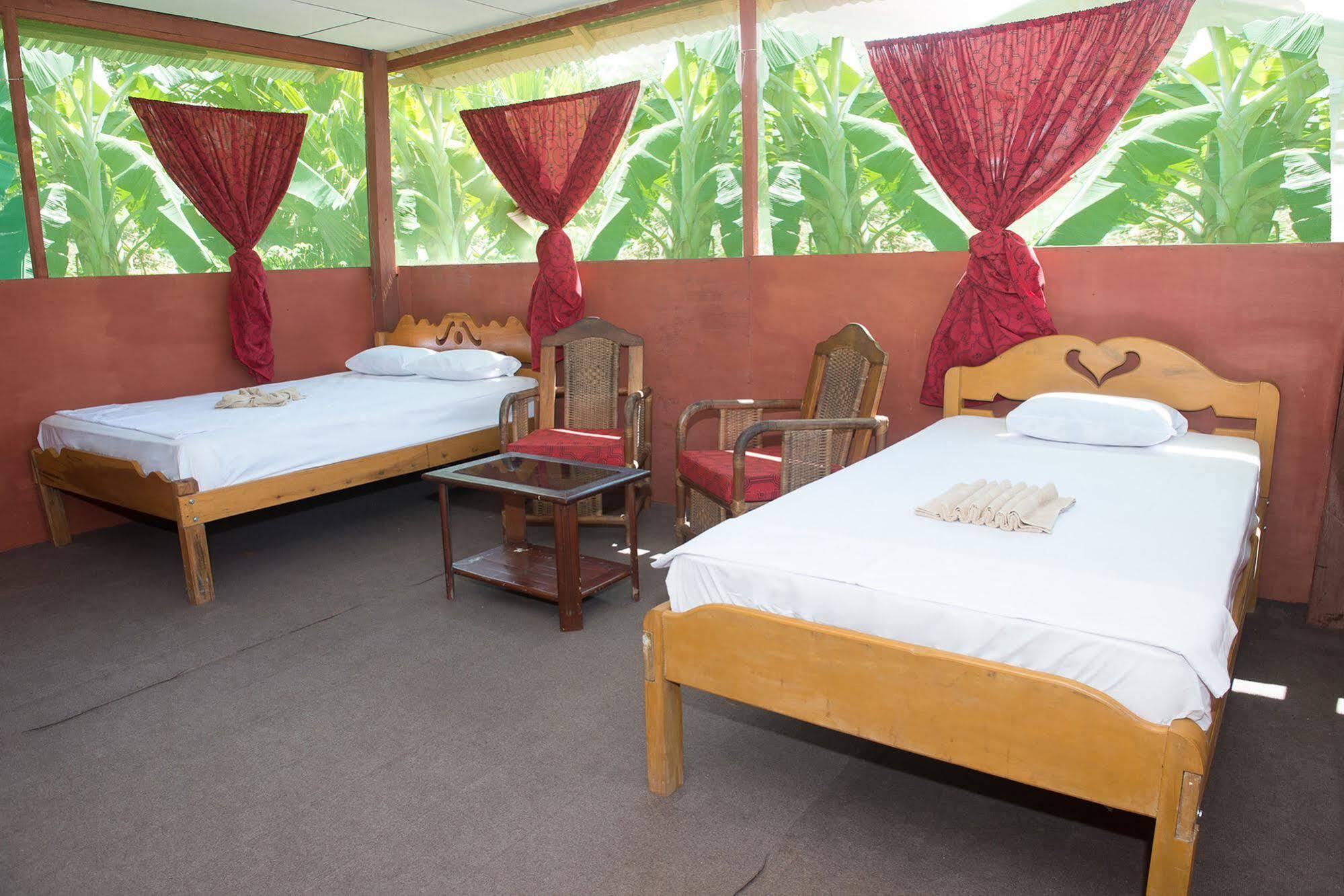 Maniti Expeditions Eco Lodge Iquitos Exterior photo